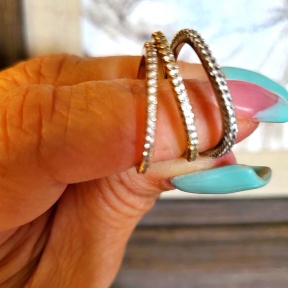 Rings trio set size 8.5 - Picture 2 of 7